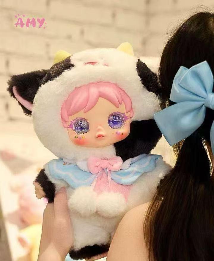 Amy The Elf in the Candy Jar plush blind box