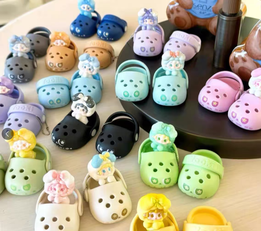 Yooki Cute hole shoes blind box