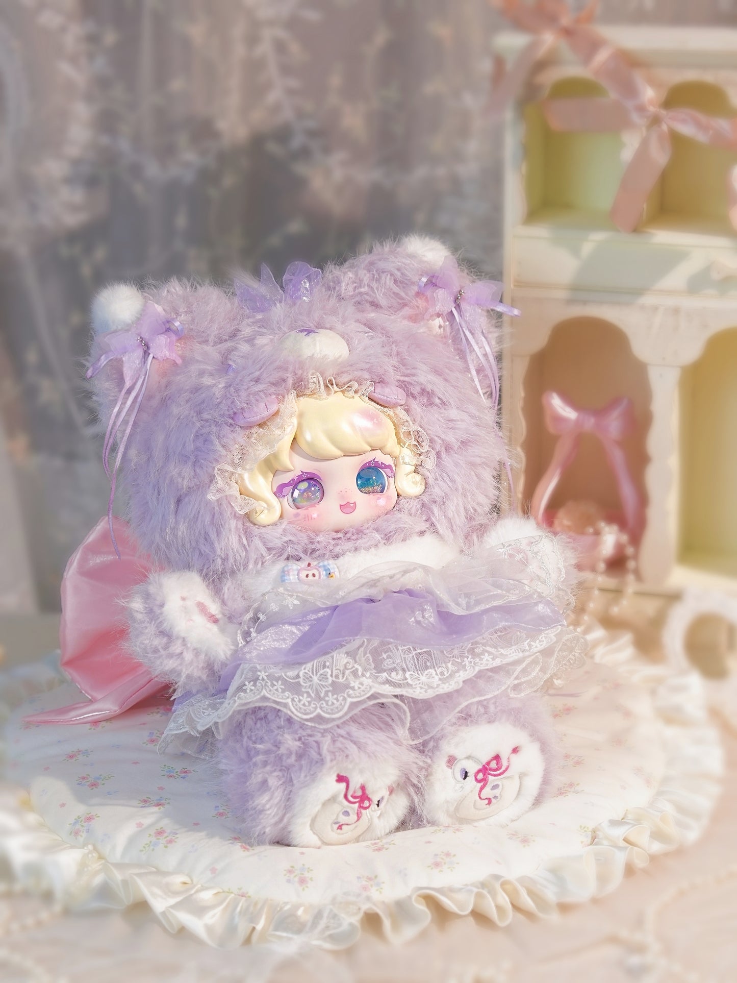 To meet 800% "Hug Hug" limited edition Blind box